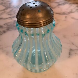 Vintage Fenton/Wright Spiral Optic Blue Opalescent Sugar Shaker